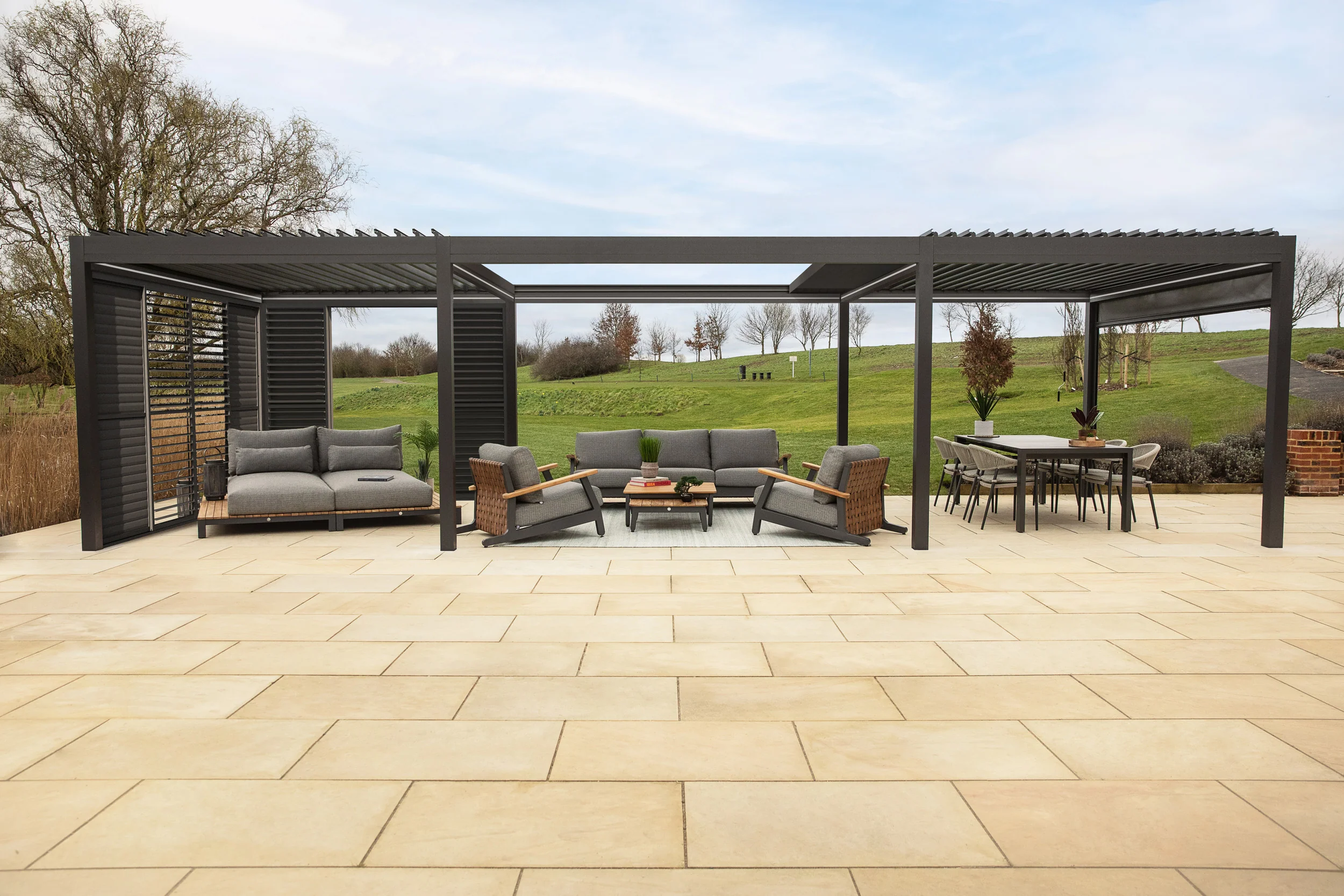 Luxe Electric Retractable Roof LED Aluminium Pergola - Image 13