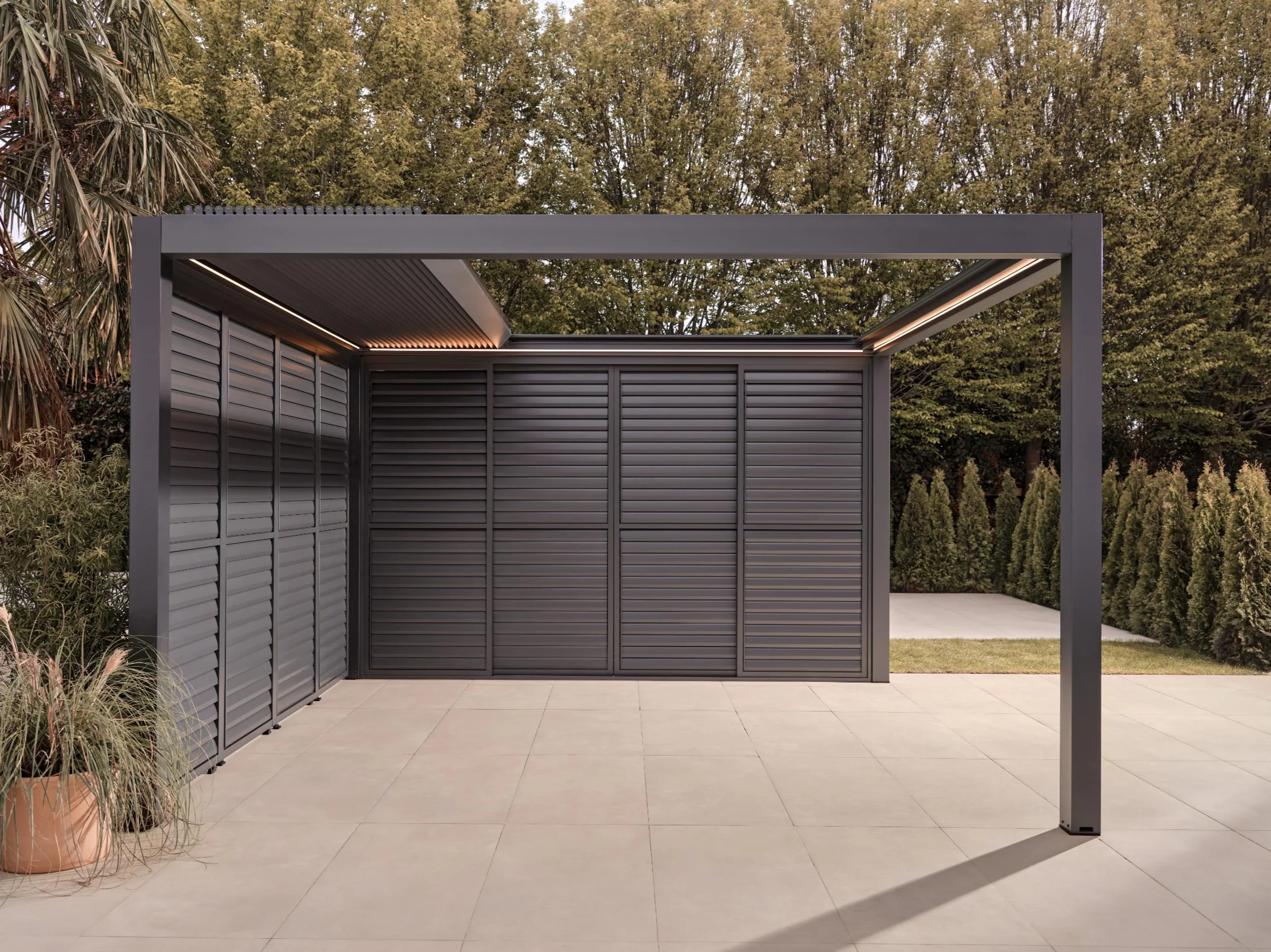 Luxe Electric Retractable Roof LED Aluminium Pergola - Image 15