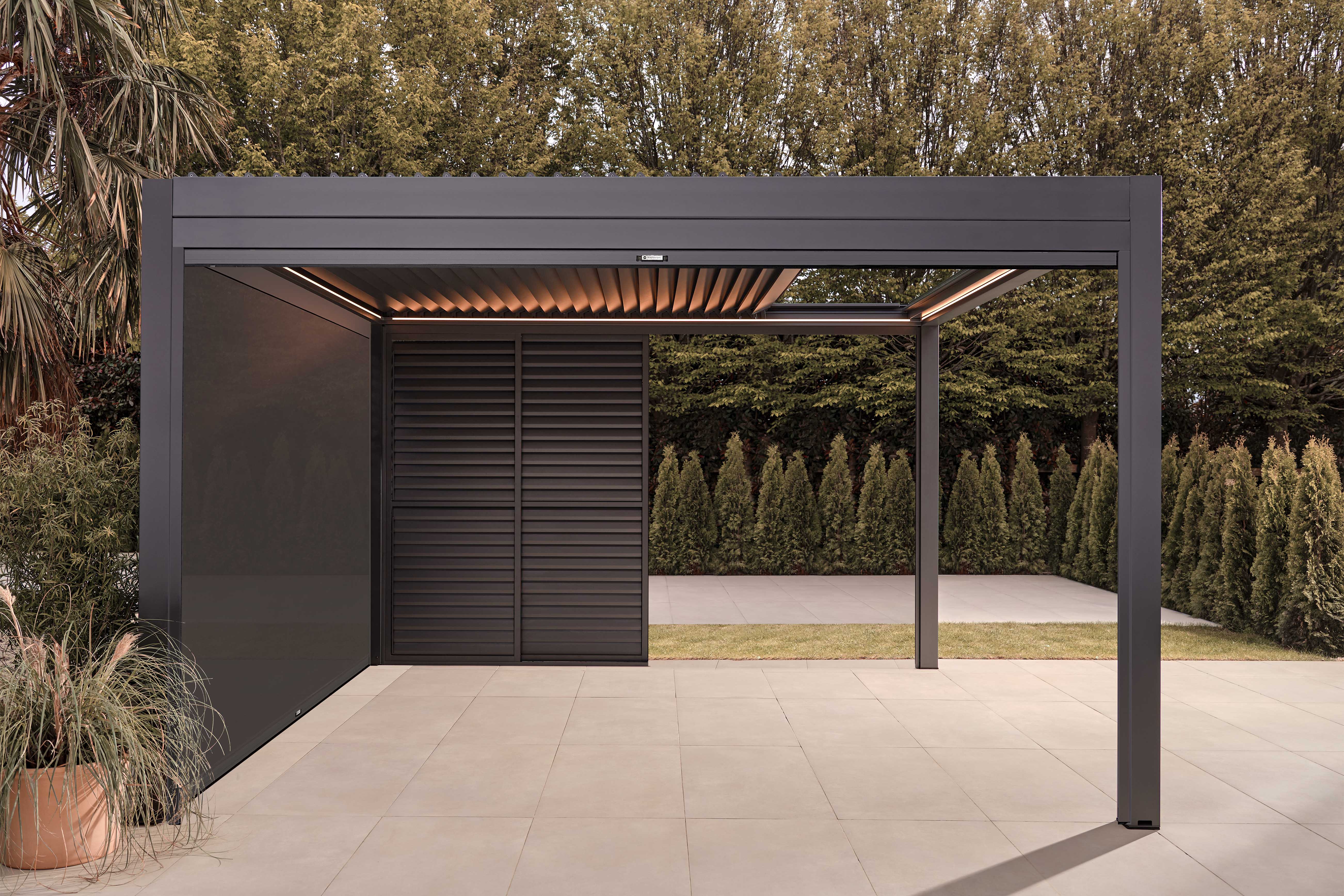 Luxe Electric Retractable Roof LED Aluminium Pergola - Image 3